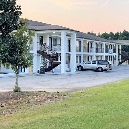 Days Inn Sandersville Exterior photo